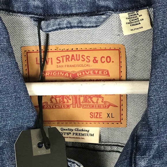 Levi’s Premium Denim Trucker Snap Button Jacket - Picture 7 of 7